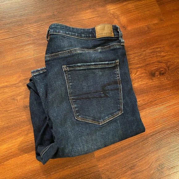 American Eagle Outfitters Denim - American Eagle Outfitters Super High Rise Jegging